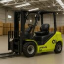 Carga y descarga eficiente con reach truck eléctrico AvanzaLift