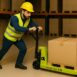 Pallet jack manual vs eléctrico lado a lado para comparación